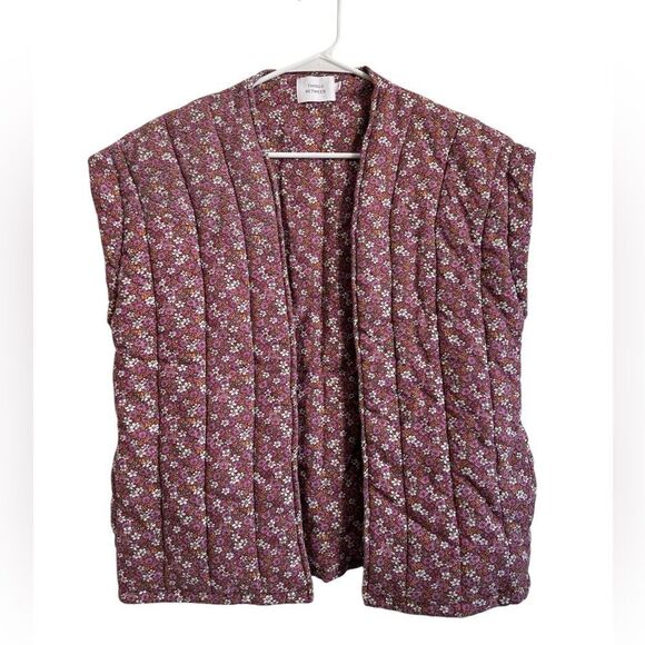 Things Between Floral Quilted Vest - Picture 2 of 5